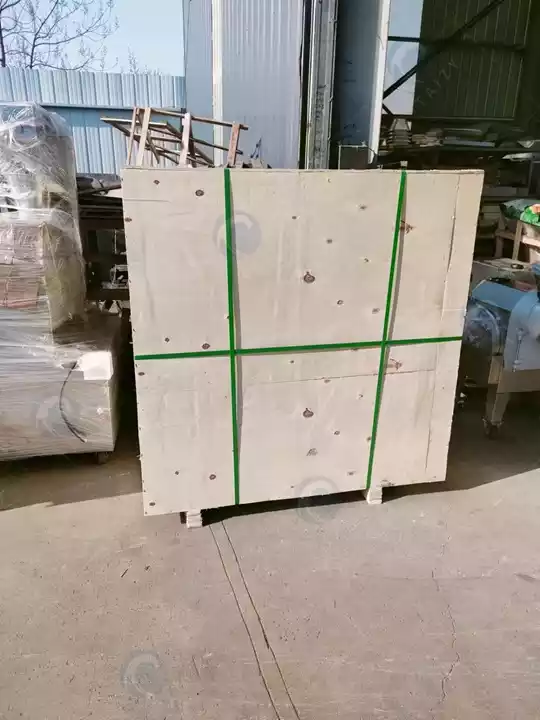 Packed vegetable cutting machine