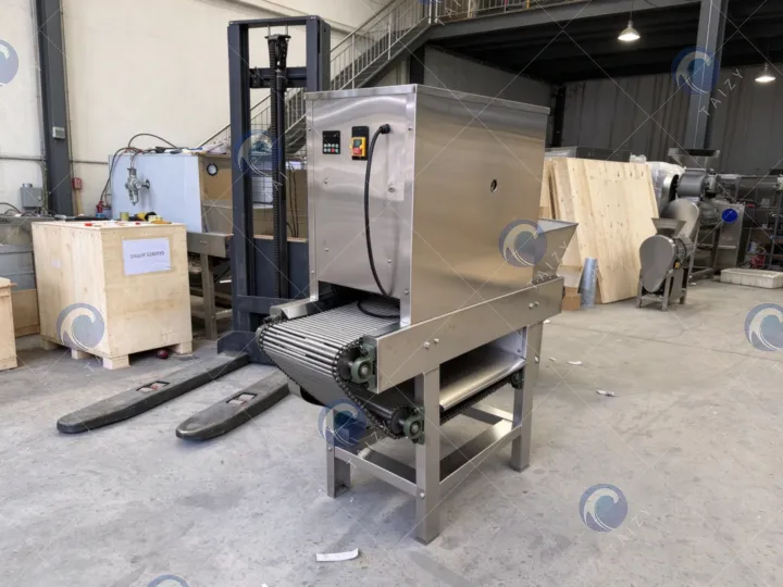 Tz-200 Chain Onion Peeling Machine Sold To Korea 1 Onion peeling machine for sale